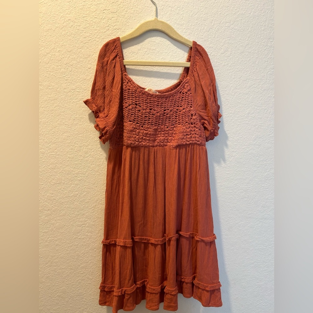 Used girl's dress in very good condition, brown color size 10 brand blush.